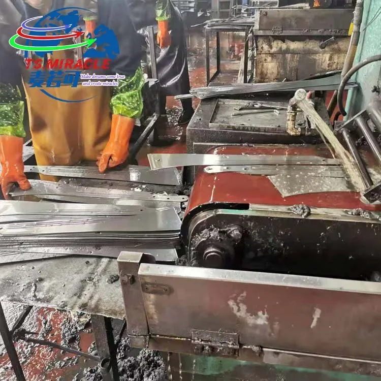 Hot Sale Cane Knife Types of Machete Knife with Wood Handle High Quality Machete